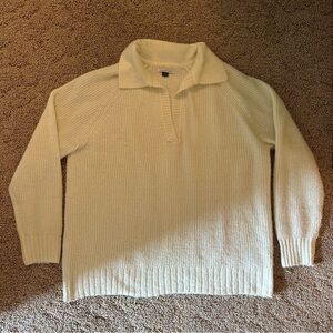 ‼️American Eagle Collared V-Neck Sweater‼️